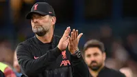 Jurgen Klopp. Pelatih asal Jerman berusia 54 tahun yang saat ini memasuki musim ke-7 bersama Liverpool mengoleksi raihan 500 gol di Liga Inggris dalam 234 laga. Ia melakukannya hanya bersama Liverpool yang telah ditanganinya sejak Oktober 2015. (AFP/Oli Scarff)