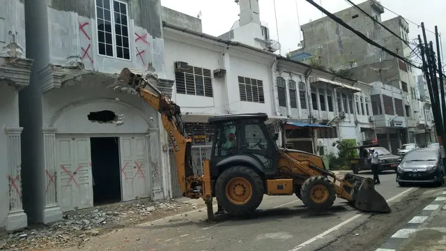 Robohkan bangunan