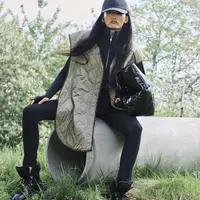 Koleksi H&M Autumn/Winter 2021 memanjakan pecinta gaya pakaian outdoor, gorpcore yang hadir dengan tren terbaru