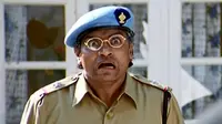 Johnny Lever aktor India yang kerap berperan sebagai polisi kocak India (Sumber: pinkvilla)