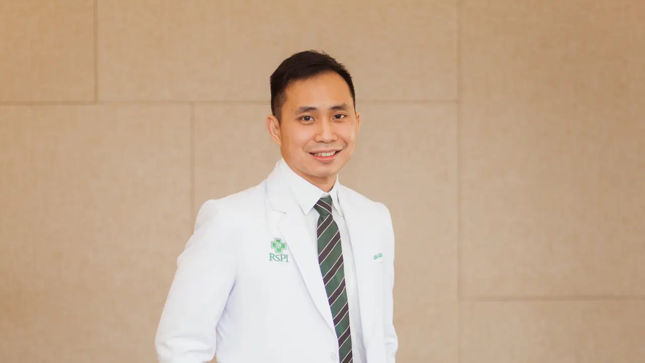 dr. Marcus Adityawan Bahroen, Sp.S