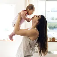 ilustrasi ibu dan anak/copyright rawpixel