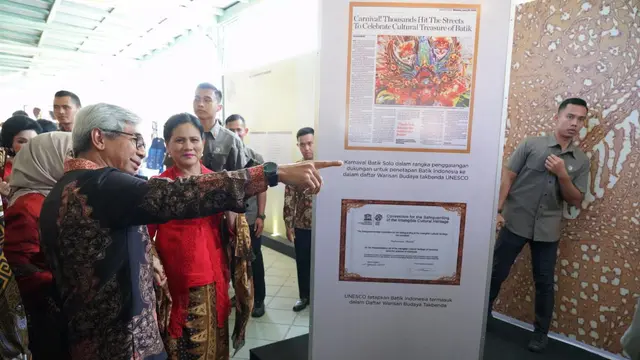 Dr. A.M. Fachir dan Presiden Joko Widodo
