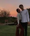 Vanessa Hudgens baru-baru ini bikin fans penasaran dengan pertanyaan dirinya sudah bertunangan dengan Austin Butler atau belum. (instagram/vanessahudgens)