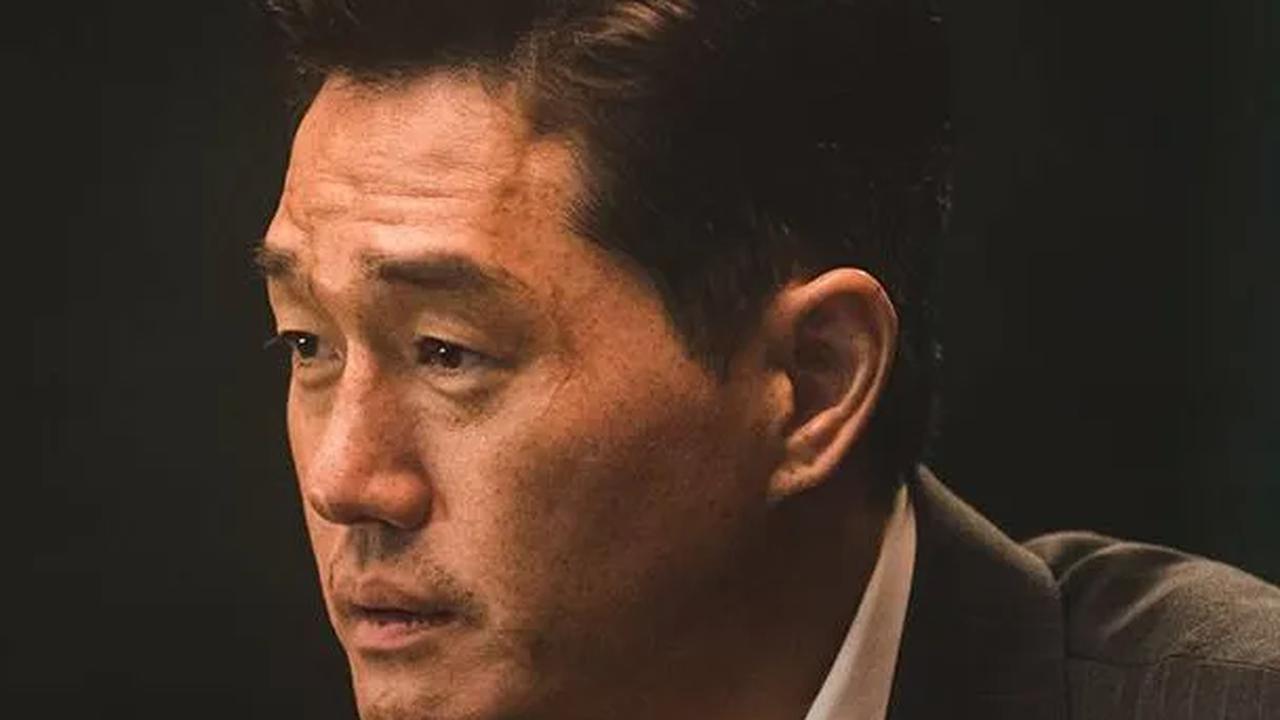 Yoo Ji Tae mengungkapkan bahwa ia adalah penggemar berat sejak awal rilis webtoon tersebut, bahkan mengajak orang terdekatnya untuk membacanya.