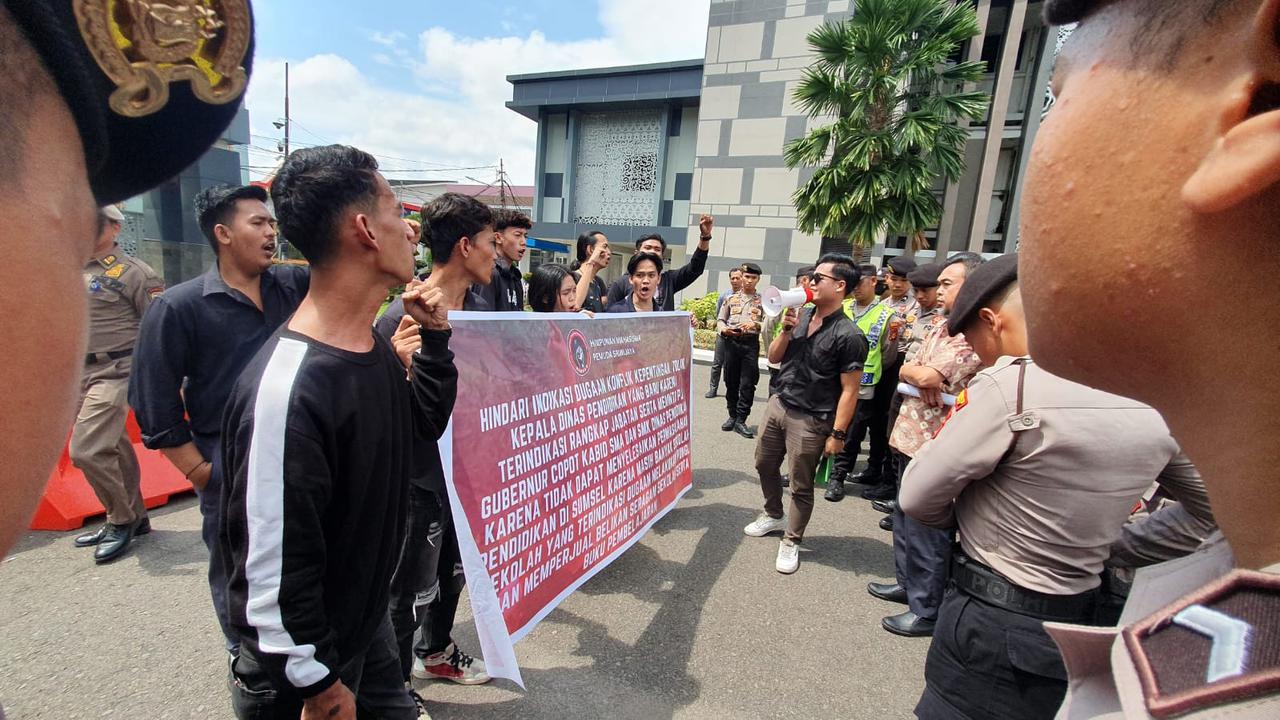 Dugaan Pungli Sekolah Iringi Langkah Bupati OKU Rangkap Jabatan Kadisdik Sumsel