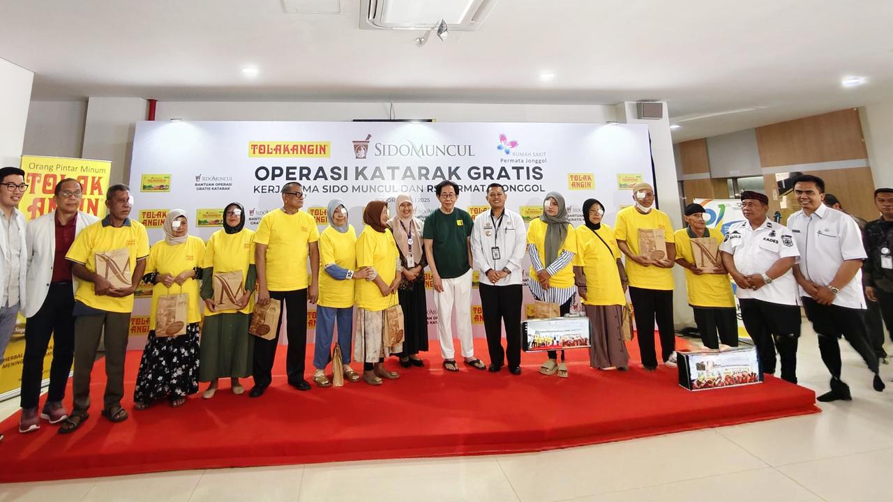 Pulihkan Penglihatan, Sido Muncul Gelar Operasi Gratis untuk 100 Penderita Katarak di Jonggol