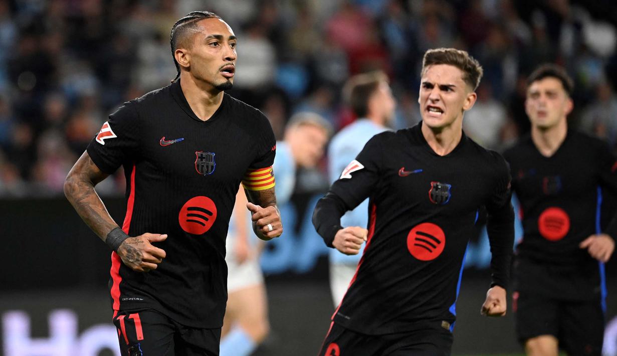 Barcelona sempat unggul dua gol. Gol pembuka keunggulan Blaugrana dicetak Raphinha pada menit ke-15. (MIGUEL RIOPA/AFP)