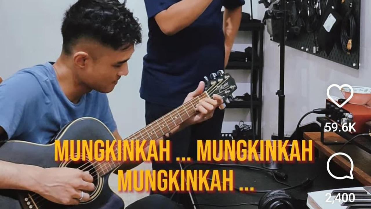 Sal Pribadi 'Mumet' Lagu Gala Bunga Matahari Diganti Komika Jui Jadi Bunga Oligarki, Liriknya Soal Dibantu Paman-Bisnis Pisang