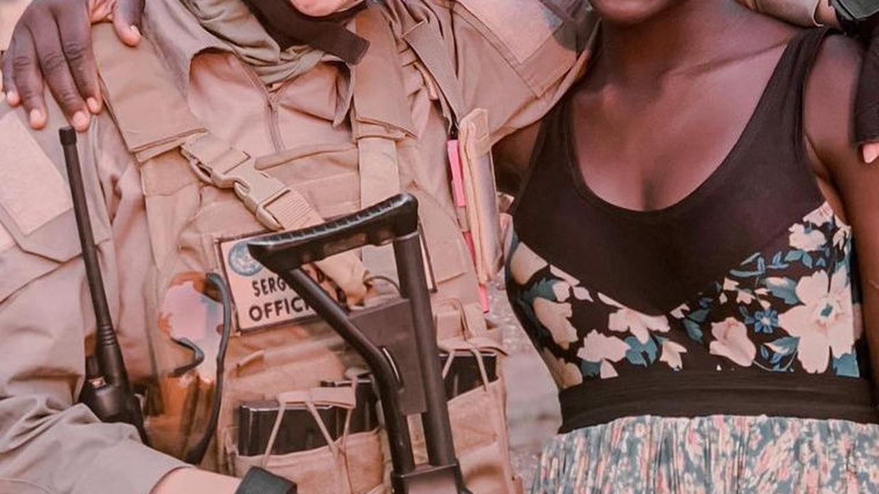 Pada 2019 lalu, Hikma Nur Syafa pernah viral&nbsp;karena&nbsp; mengikuti misi kemanusiaan PBB dan bertugas di Afrika Tengah.&nbsp;