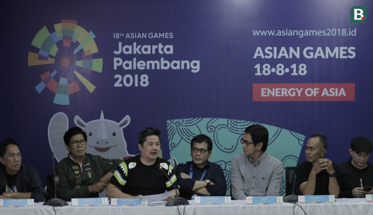 Ketua Deputi II INASGOC, Francis Wanandi, saat jumpa pers di Kantor Inasgoc, Senayan, Jakarta, Minggu (27/5/2018). Pembukaan Asian Games 2018 nanti akan menjadi Ajang kolaborasi Putra-Putri terbaik Bangsa Indonesia. (Bola.com/M Iqbal Ichsan)