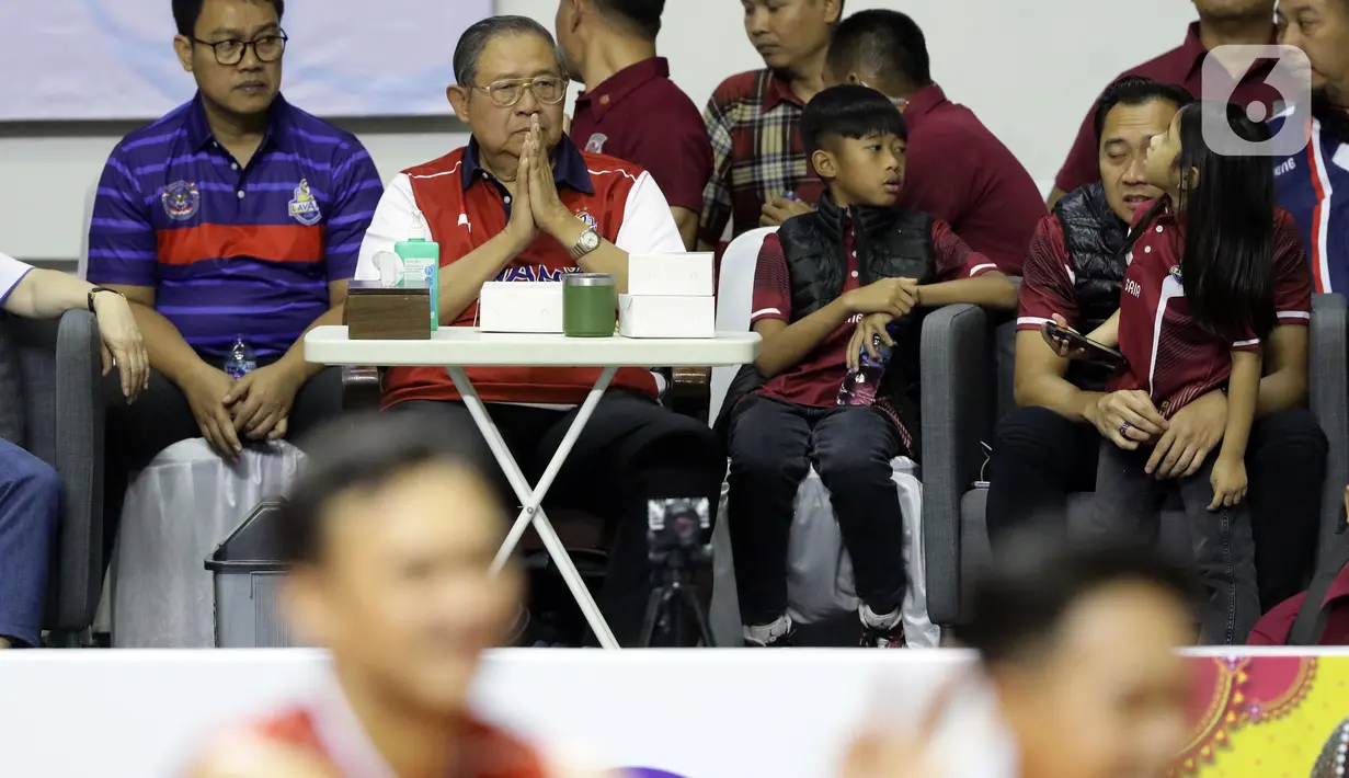 Posisi pertama ditempati Thailand yang unggul ratio poin usai menang atas Vietnam 3-0 (25-23, 28-26, 25-21). (Liputan6.com/Helmi Fithriansyah)