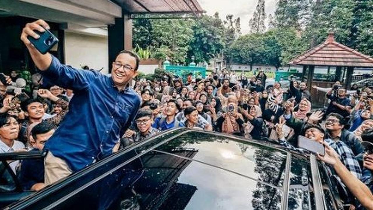 Gagal Menang di Pilpres dan Batal Ikut Pilkada DKI Jakarta, Begini Keseruan Anies Baswedan Keliling Kampus Ajak Mahasiswa Kawal Demokrasi