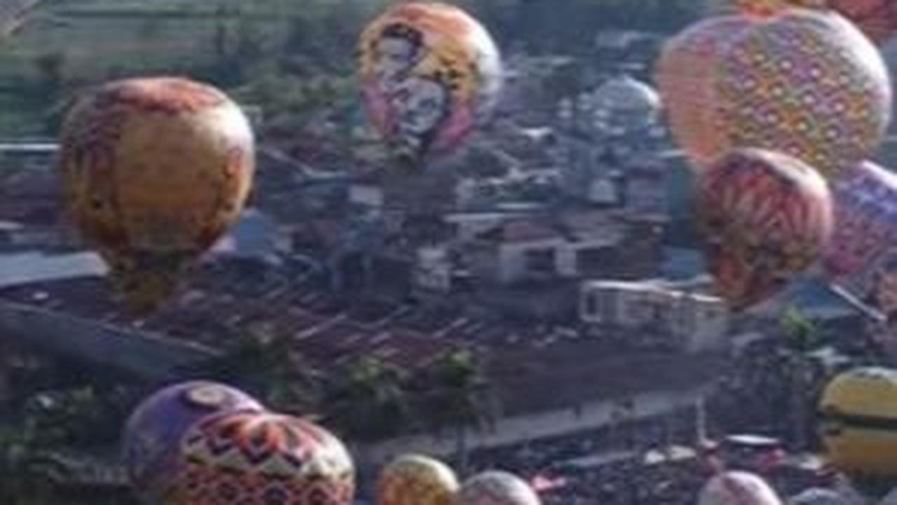 Festival balon udara di Wonosobo punya sejarah yang panjang. Seperti apa sejarahnya? Berikut ulasannya mengurip Wonosobokab.go.id.