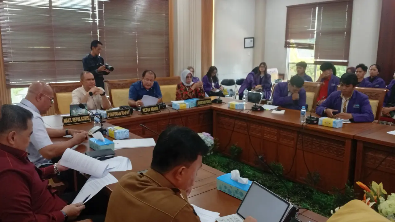 24 Tahun Perda  Prostitusi di Batam Mandul , Mahasiswa  Datangi DPRD Batam