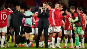 MU Kalah dari Man City, Michael Carrick Tegaskan Musim Belum Berakhir