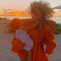 Kylie Jenner memulai rangkaian perayaan ulang tahun pertama untuk Stormi. (Instagram/kyliejenner)