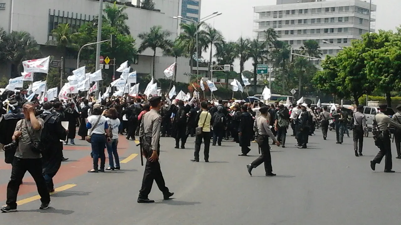 Demo Peradi macet