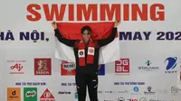 Atlet muda Masniari Wolf yang mendapatkan medali emas di nomor 50m gaya punggung putri. (NOC Indonesia/MP Media/Argo Pambudi)