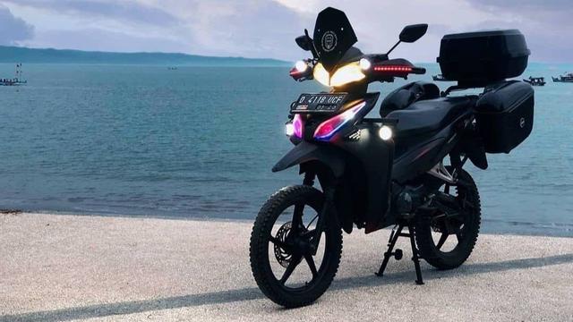 10 Potret Modifikasi Honda Blade, Stripping Repsolnya tak Terlupakan!