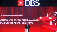 President Director PT Bank DBS Indonesia Lim Chu Chong memberikan paparan pada pembukaan DBS Asian Insights Forum 2023 yang mengangkat tema “Indonesia’s Pivotal Role to ASEAN Economy”, di Jakarta (15/3/2023). (Liputan6.com/HO)