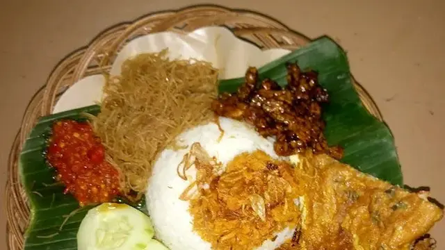 Nasi Uduk & Ulam Betawi Bu Nur