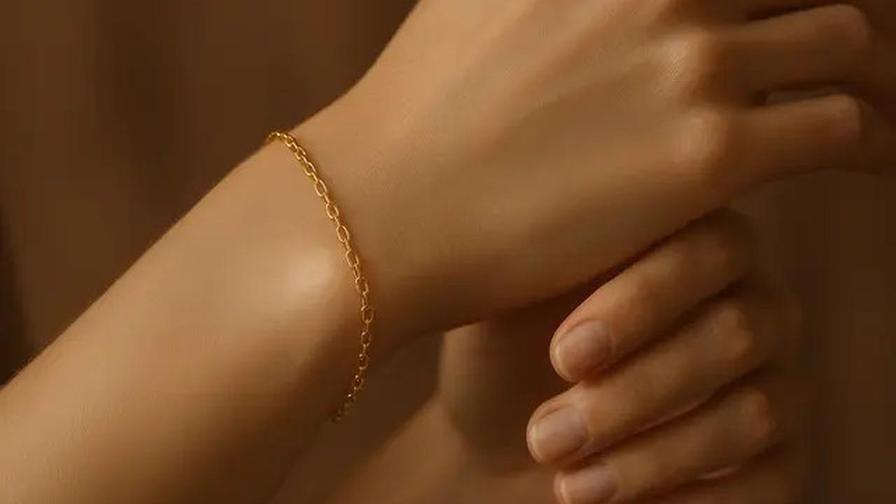 8 Gelang Emas Elegan 2 Gram Desain Mewah Tapi Ringan, Cocok untuk Sehari-hari