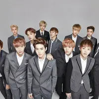 EXO (via exolsekai0604.wordpress.com)