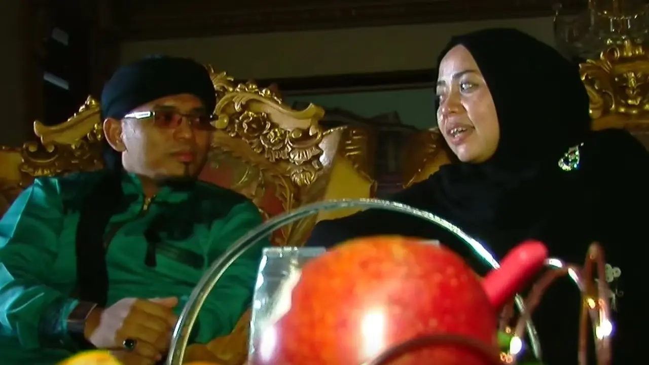 Keakraban Ustaz Abie dan Muzdalifah