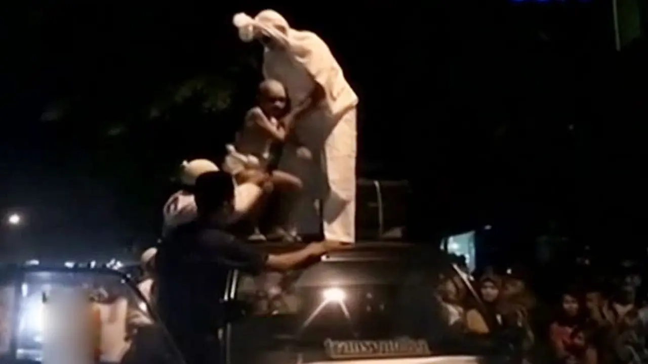 (Lip6 Pagi) Pawai-Pocong