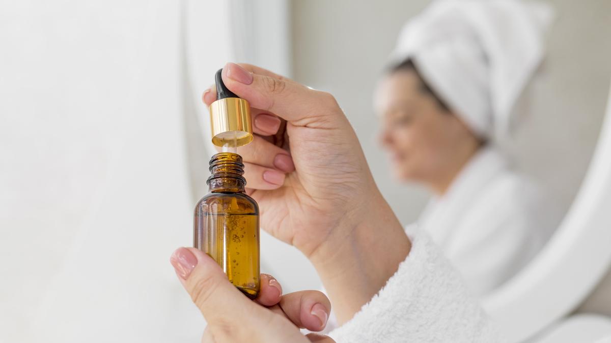 Wangi Favorit Buatan Sendiri, Cara Praktis Bikin Parfum dari Essential Oil di Rumah