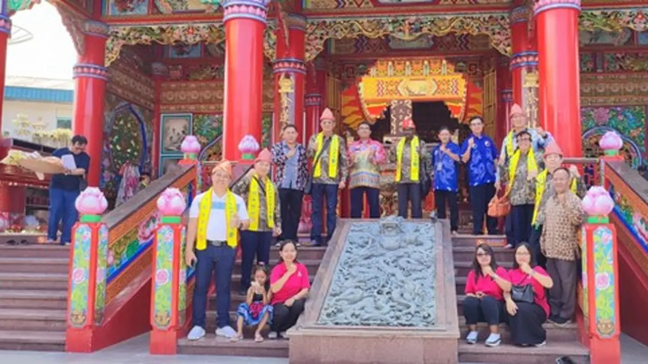 Altar Vihara Ng Chun Nyit Thai Pak Kung