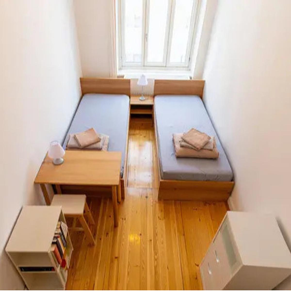 5 Model Kamar Tidur Minimalis Ukuran Kecil untuk 2 Kasur, Cocok untuk Anak Kembar