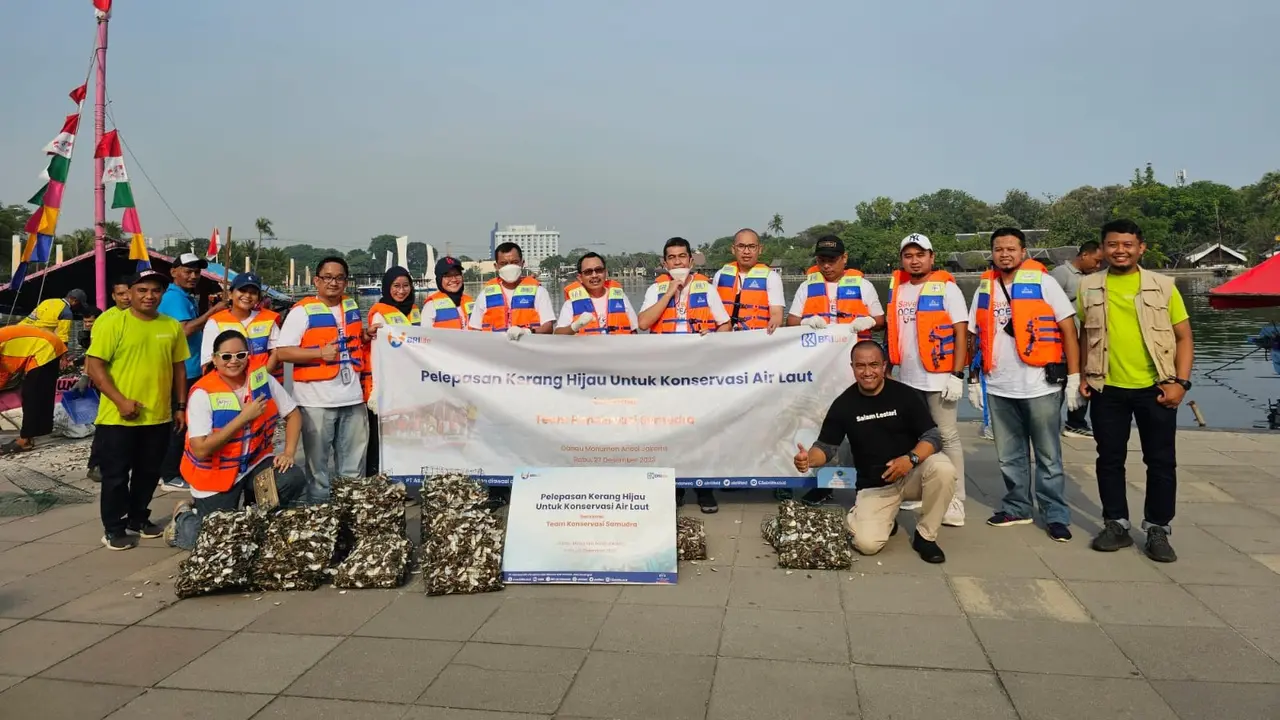 Kegiatan Restorasi Kerang Hijau di Taman Impian Jaya Ancolyang merupakan bagian dari program BRI Life Berbagi.
