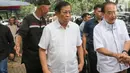 Titiek Puspa meninggal dunia di usia 87 tahun sekitar pukul 16.25 WIB di Rumah Sakit Medistra, Jakarta pada Kamis (10/4/2025). Tampak dalam foto, Ketum Pepabri Agum Gumelar saat menghadiri prosesi pemakaman penyanyi dan artis legendaris Titiek Puspa di Tempat Pemakaman Umum (TPU) Tanah Kusir, Jakarta Selatan, Jumat, 11 April 2025. (Liputan6.com/Herman Zakharia)