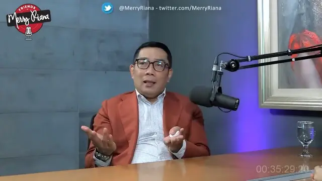 Ridwan Kamil menangis saat bercerita mengenai ditinggal Eril untuk selamanya (YouTube - MerryRiana)