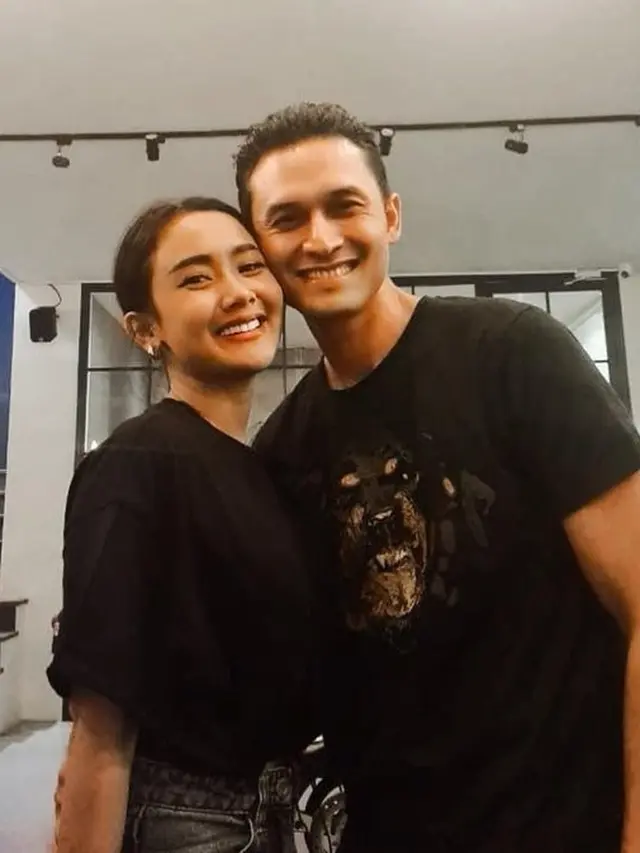 Cita Citata mesra dengan Indra Bruggman