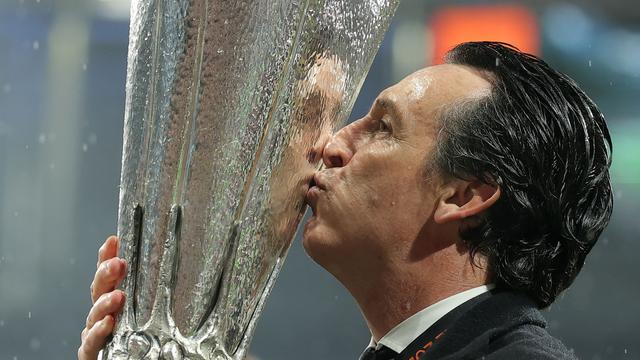 Foto: Suka Cita Para Pemain dan Suporter Aston Villa setelah Pastikan Gelar Juara Liga Europa, Unai Emery Catatkan Sejarah Memukau