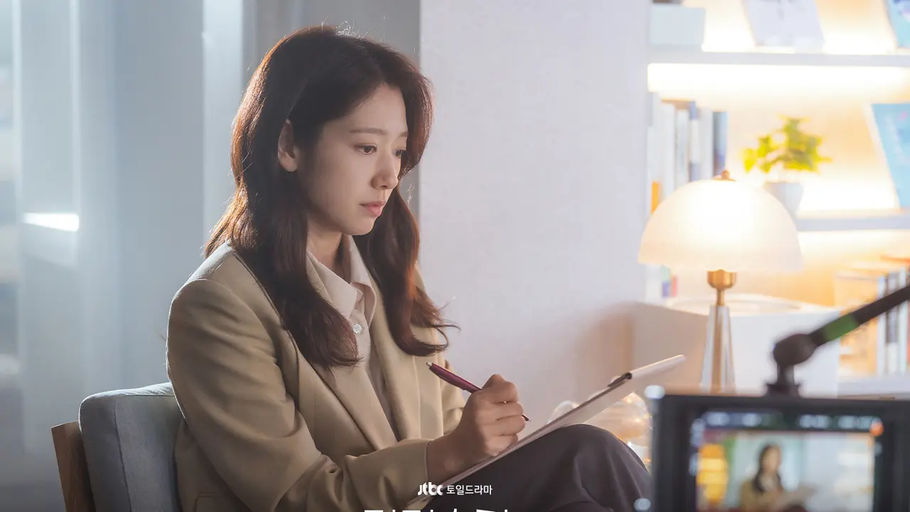 Park Shin Hye - Doctor Slump
