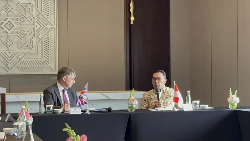 <p>Duta Besar Inggris Owen Jenkins dan Gubernur Jawa Barat Ridwan Kamil, Selasa 18 Oktober 2022. Dok: Kedubes Inggris Jakarta</p>