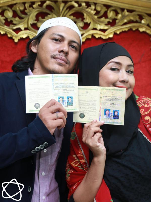 ria irawan dan mayky wongkar (sumber: fimela.com)