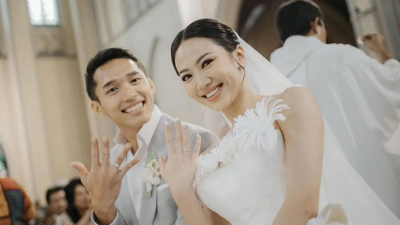 Jonatan Christie dan Shanju eks JKT48 (Instagram/jonatanchristieofficial)