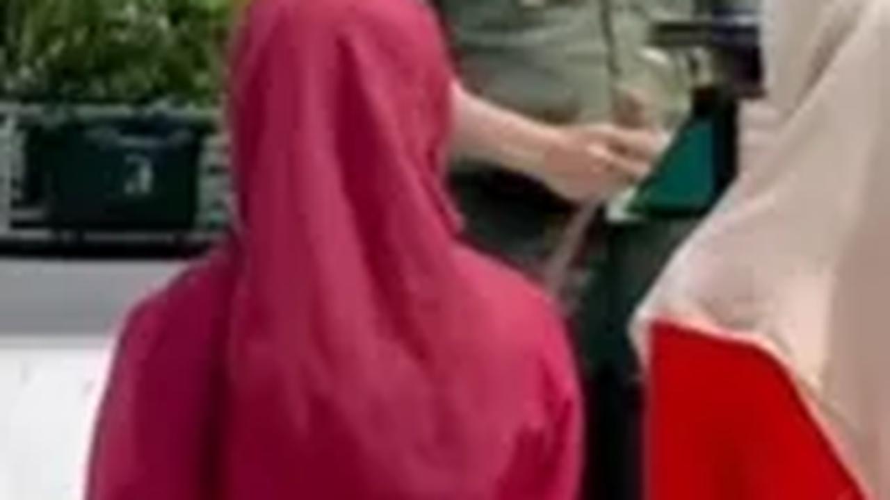 Mayjen TNI Panggil Cewek Paling Cantik ke Hadapannya, Empat Orang Langsung Lari Bikin Heboh