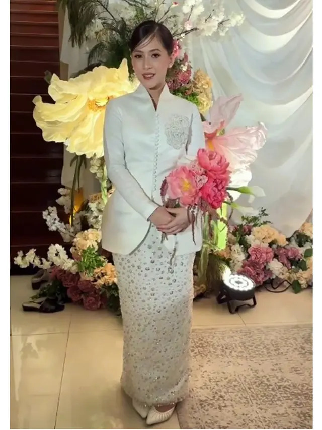 Detail Penampilan Adhisty Zara di Hari Pernikahan