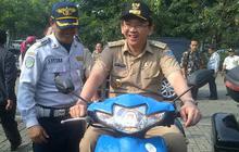 Selain mobil dinas, Ahok juga larang PNS terima parsel