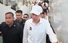 Momen Jokowi Naik Whoosh ke Bandung, Pamer Kartu Anggota di Rakorda PSI