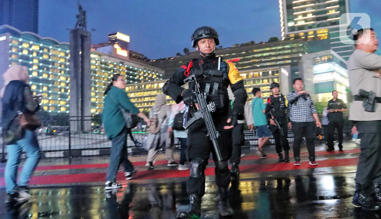 Pihak Kepolisian mengimbau masyarakat tidak melakukan konvoi atau arak-arahkan saat perayaan malam pergantian. (Liputan6.com/Angga Yuniar)
