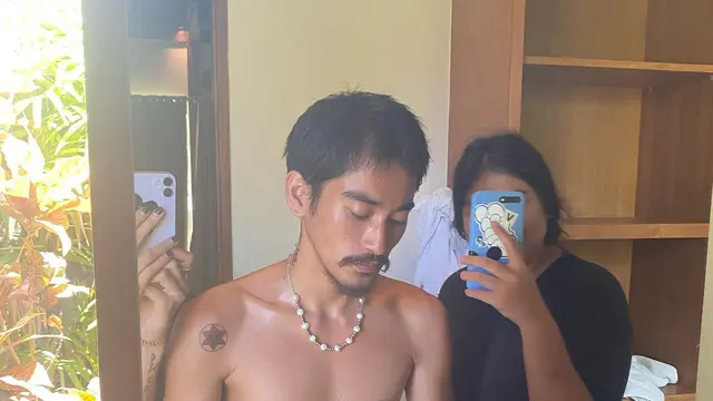 7 Potret Bio One Tampil Berkumis Ini Sempat Bikin Pangling