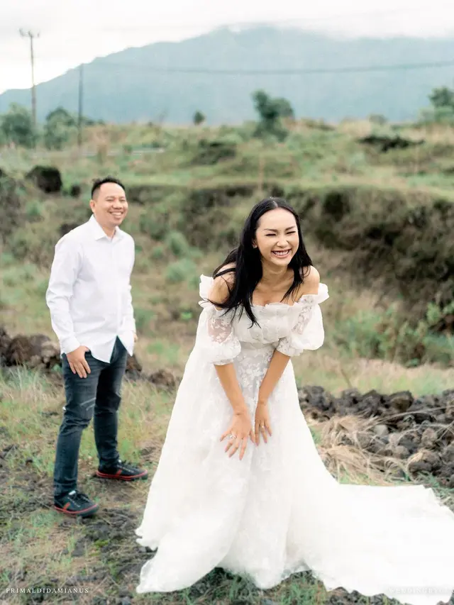 Kalina Ocktaranny dan Vicky Prasetyo. (Foto: Primaldi Damianus dari Instagram @kalinaocktaranny)