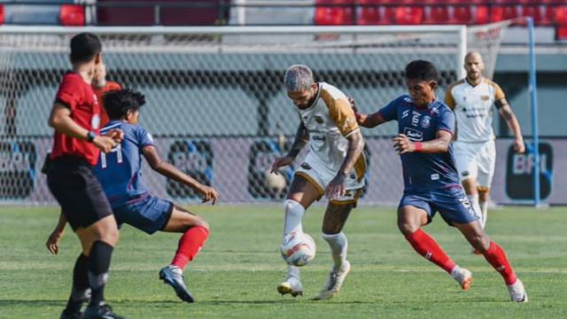 Arema FC Vs Dewa United